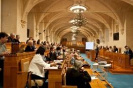 Veřejné slyšení výboru – testování žáků základních škol. Foto: archiv Senátu PČR. 